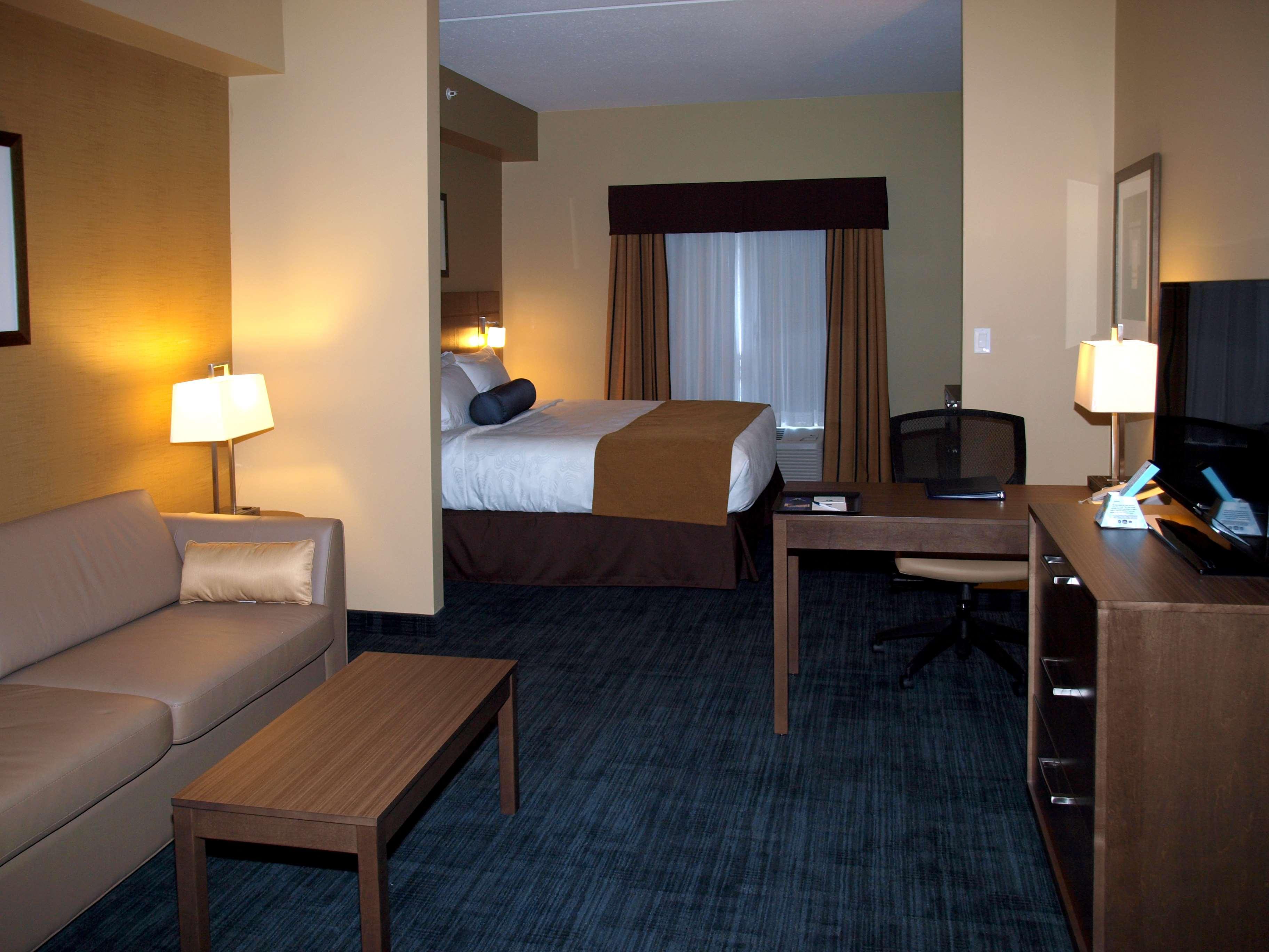 Best Western Plus Winnipeg West Headingley Екстер'єр фото
