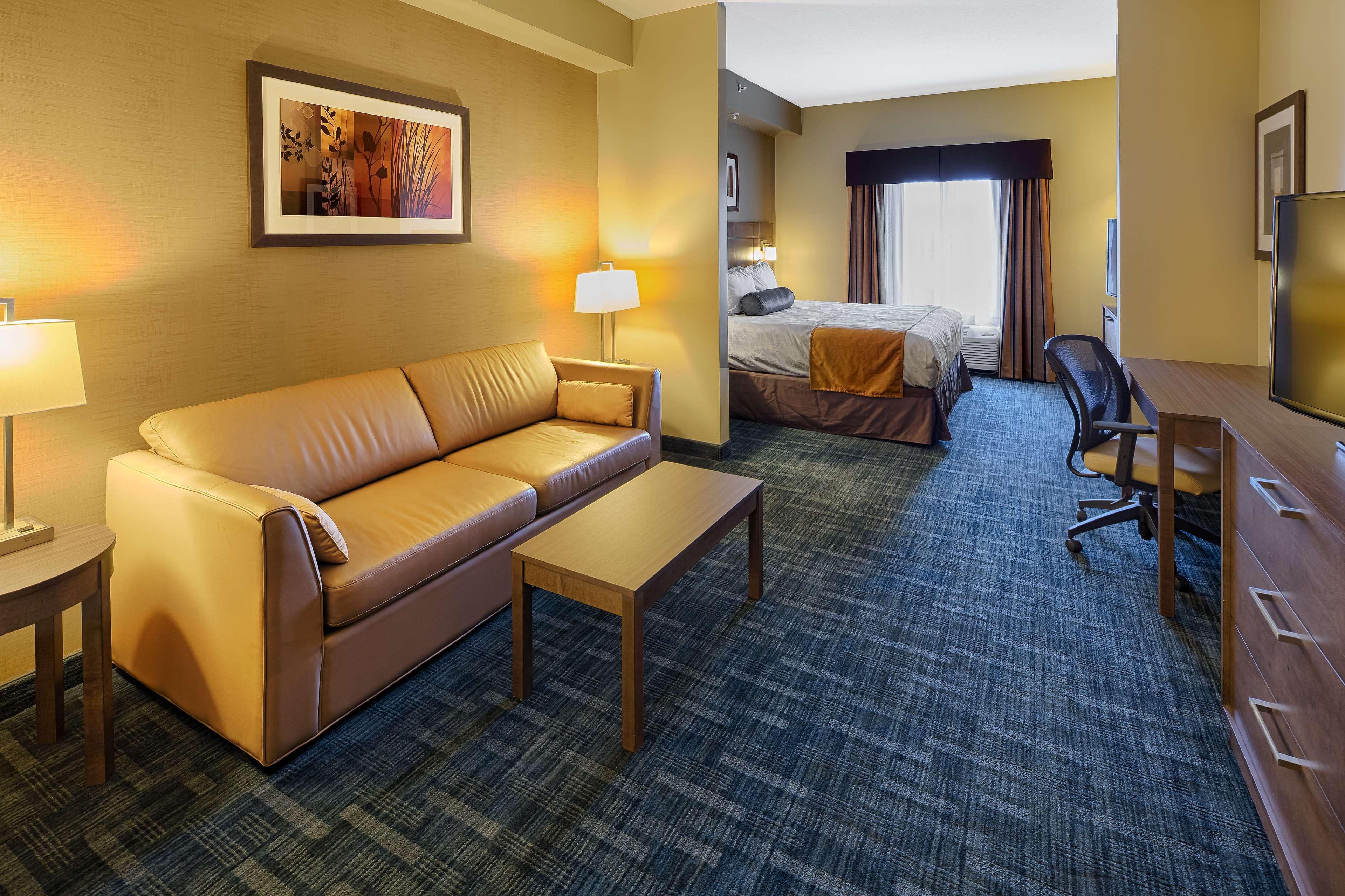 Best Western Plus Winnipeg West Headingley Екстер'єр фото